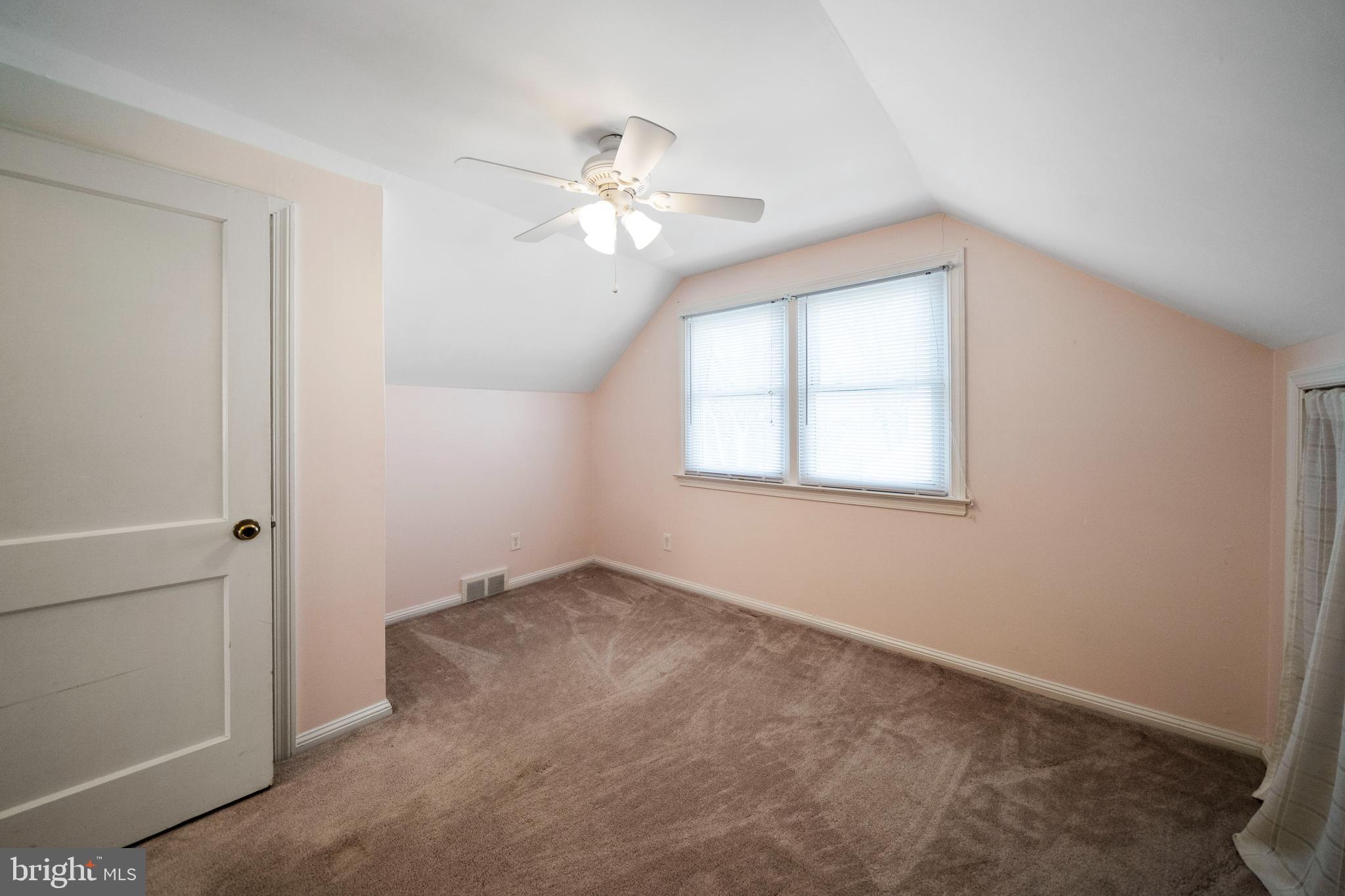 409 Colfax Road Havertown, PA 19083 - Photo 17 of 45