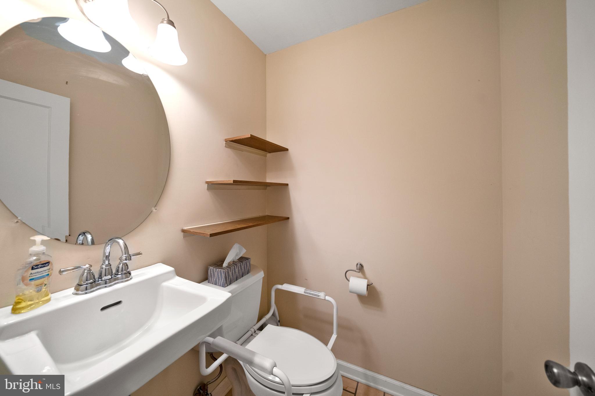 409 Colfax Road Havertown, PA 19083 - Photo 37 of 45