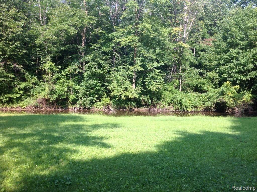 3219 Marathon Road Columbiaville, MI 48421 - Photo 31 of 39 32.jpg
