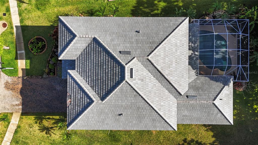 12833 Darby Ridge Drive Tampa, FL 33624 - Photo 21 of 33 a view of outdoor space and deck