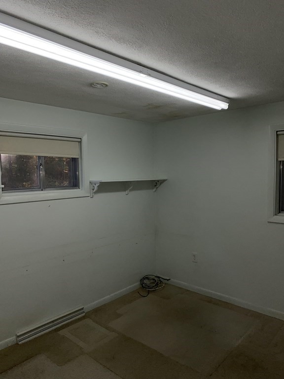 514 Concord Road Marlborough, MA 01752 - Photo 10 of 22 Gallery Image 10