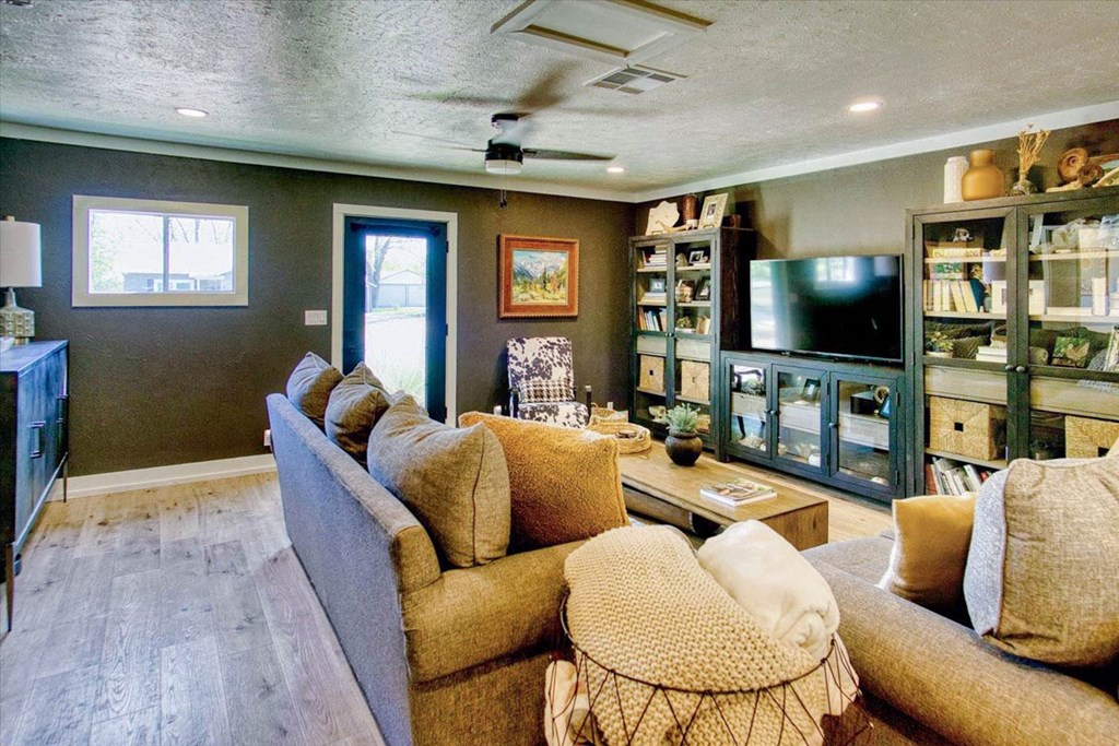 1216 Ritter Street Mason, TX 76856 - Photo 4 of 32 Gallery Image 4