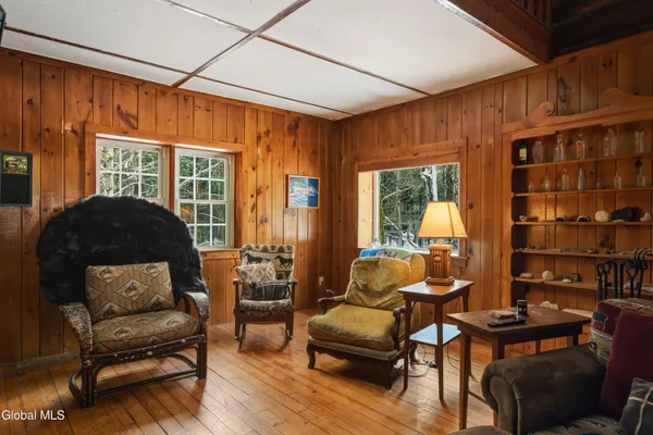 $1,550,000 | 746 Howe Road, Lake Luzerne, NY 12846