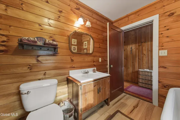 $1,550,000 | 746 Howe Road, Lake Luzerne, NY 12846