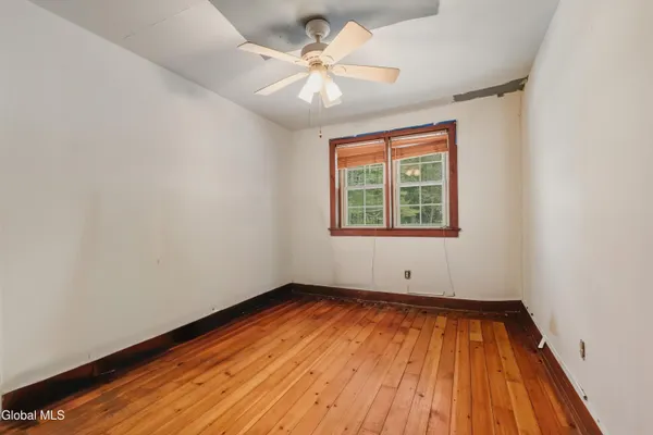 $1,550,000 | 746 Howe Road, Lake Luzerne, NY 12846