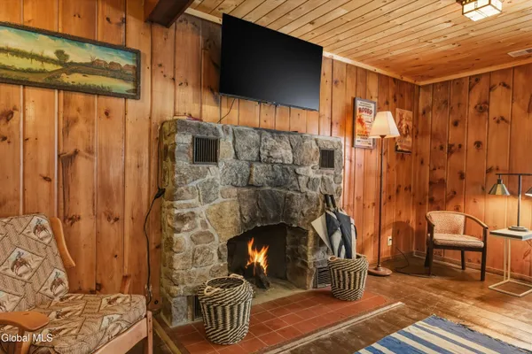 $1,550,000 | 746 Howe Road, Lake Luzerne, NY 12846