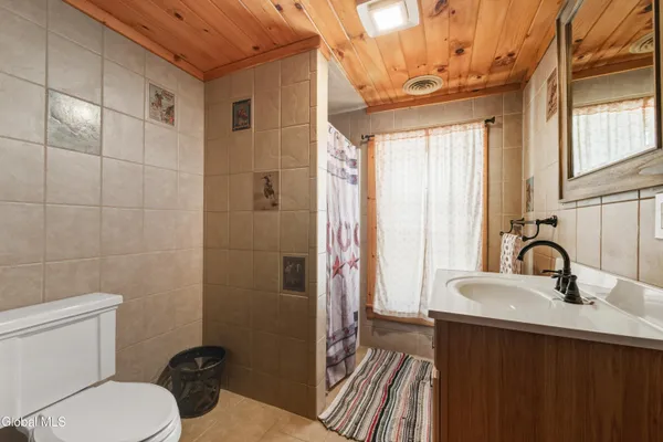 $1,550,000 | 746 Howe Road, Lake Luzerne, NY 12846