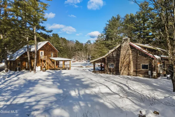 $1,550,000 | 746 Howe Road, Lake Luzerne, NY 12846