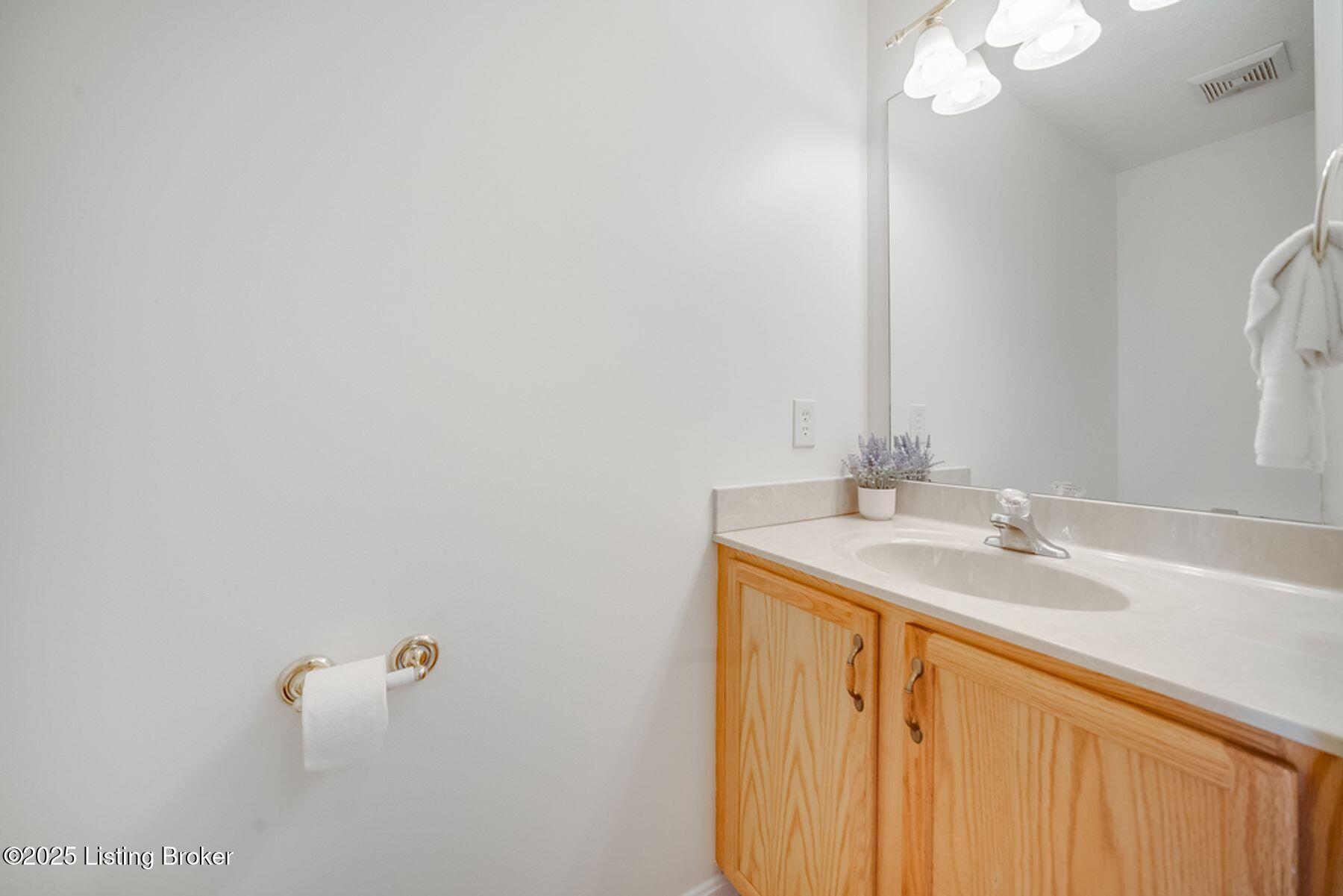 140 Portobello Road Radcliff, KY 40160 - Photo 7 of 68 photo_online_006