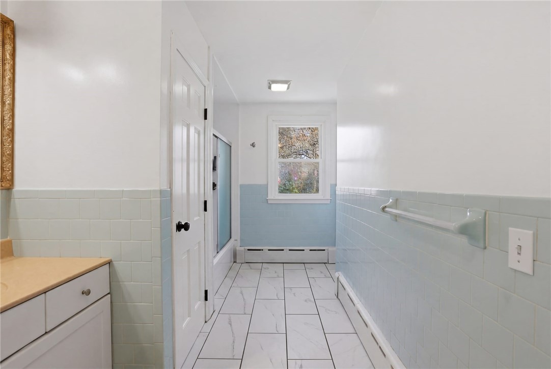 18 Loring Road Bristol, RI 02809 - Photo 25 of 38