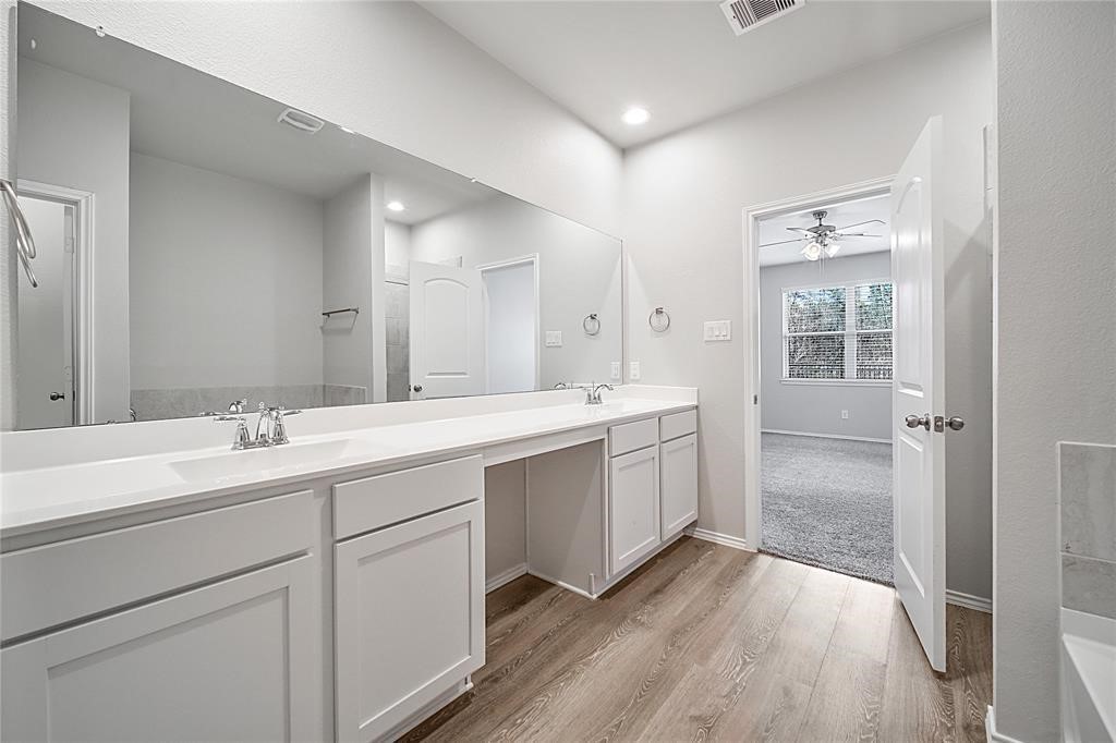 9295 Inland Leather Lane Conroe, TX 77385 - Photo 15 of 24