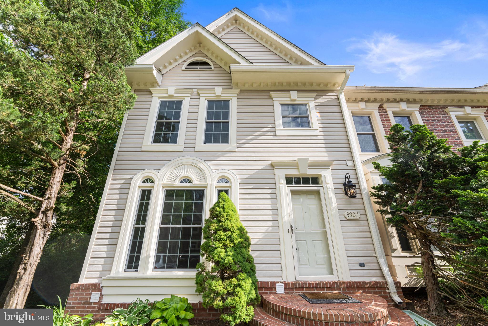 3907 Valley Ridge Drive Fairfax, VA 22033 - Photo 1 of 57