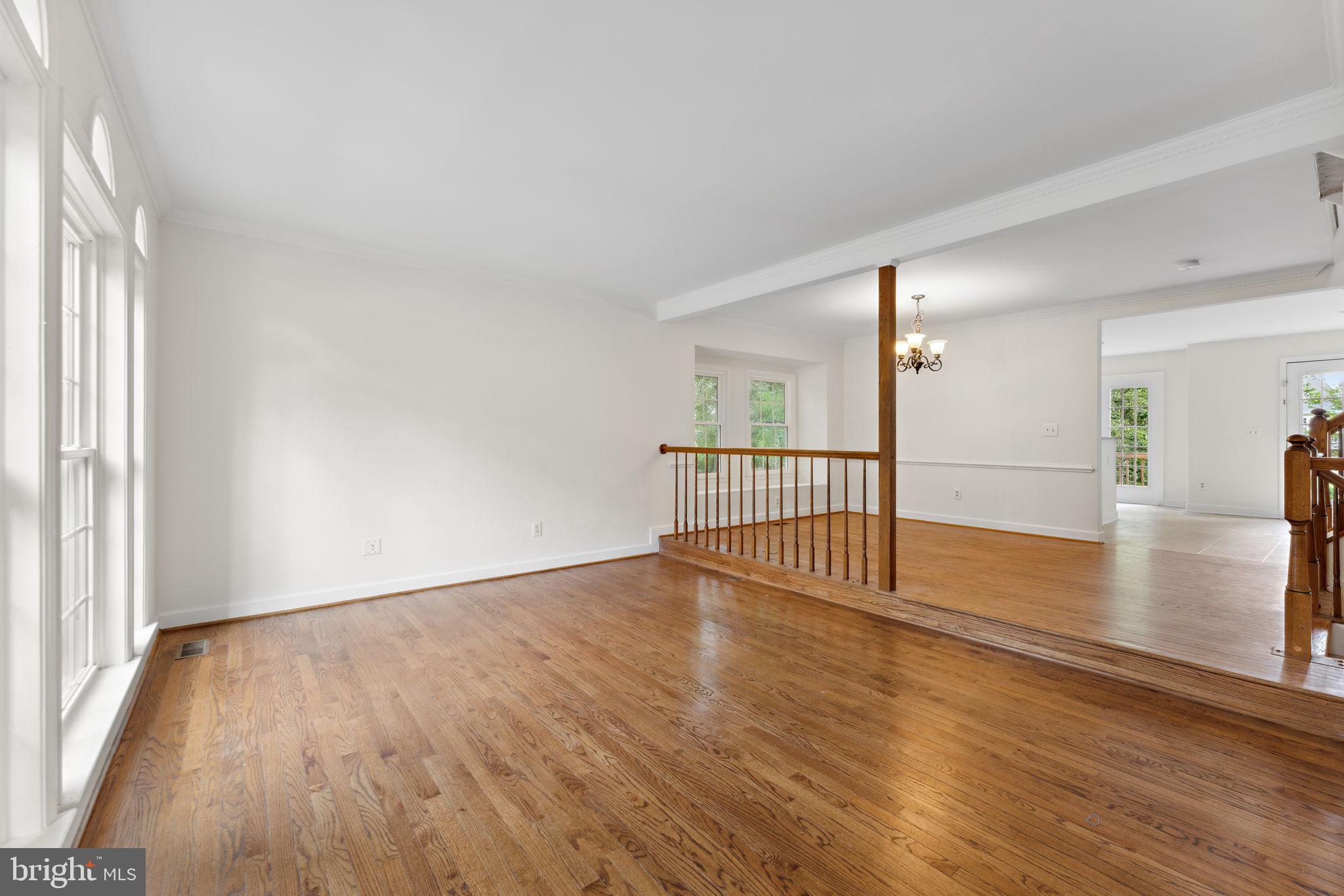 3907 Valley Ridge Drive Fairfax, VA 22033 - Photo 12 of 57