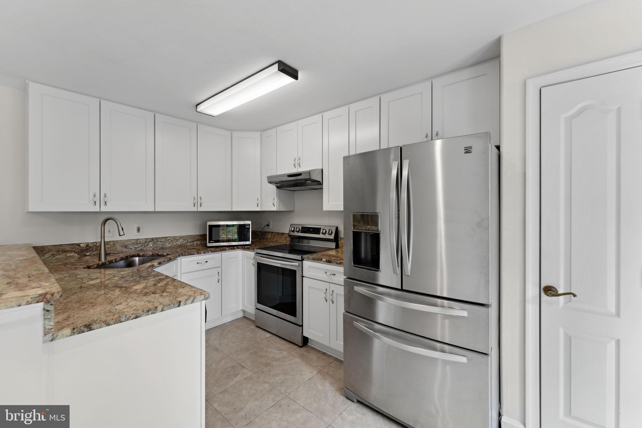 3907 Valley Ridge Drive Fairfax, VA 22033 - Photo 15 of 57