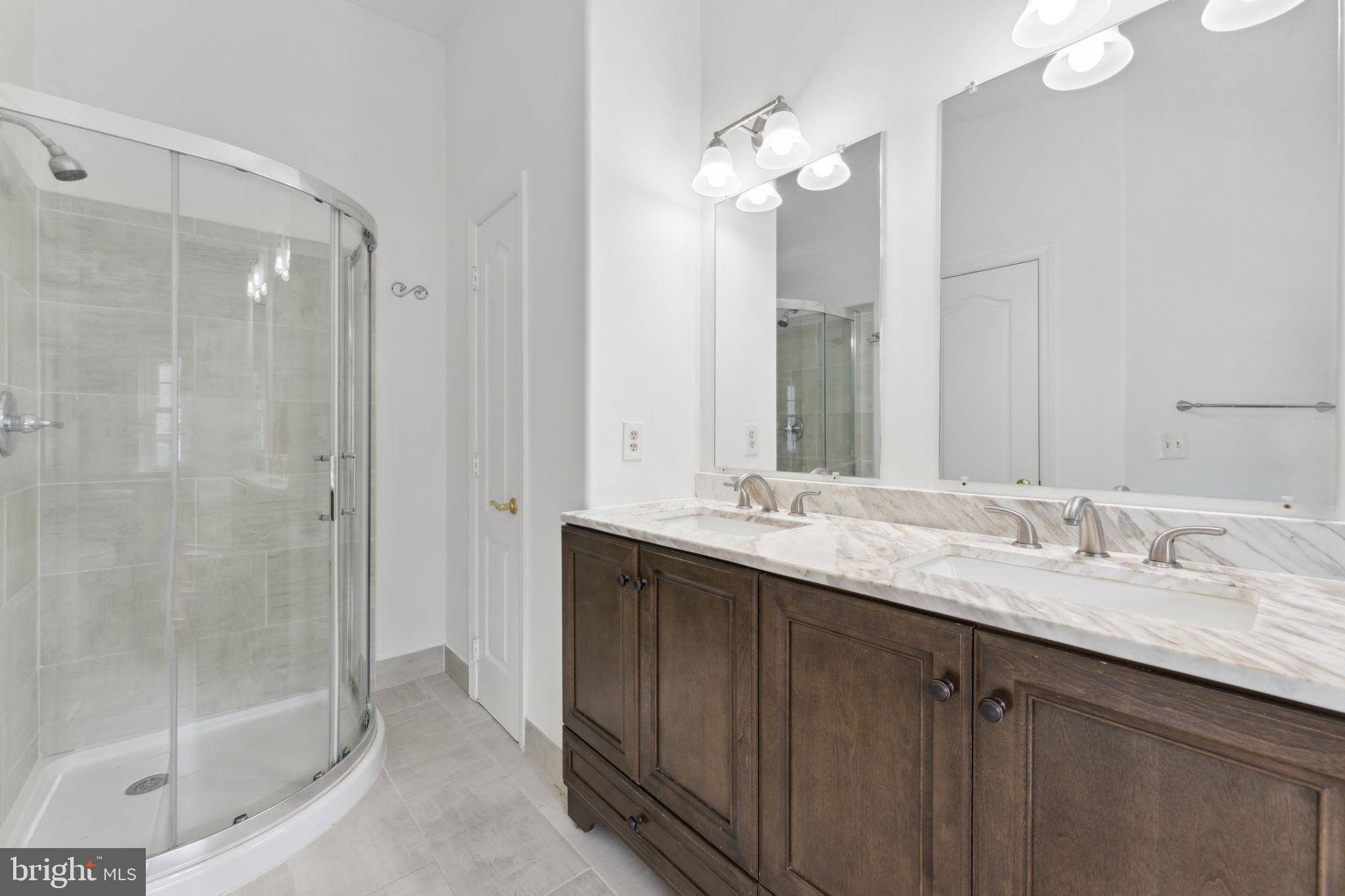 3907 Valley Ridge Drive Fairfax, VA 22033 - Photo 24 of 57