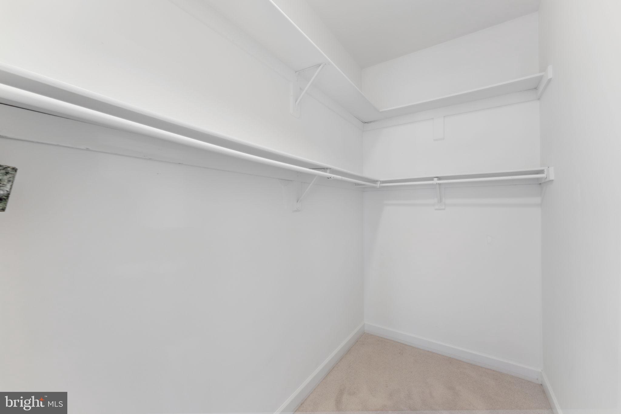 3907 Valley Ridge Drive Fairfax, VA 22033 - Photo 25 of 57