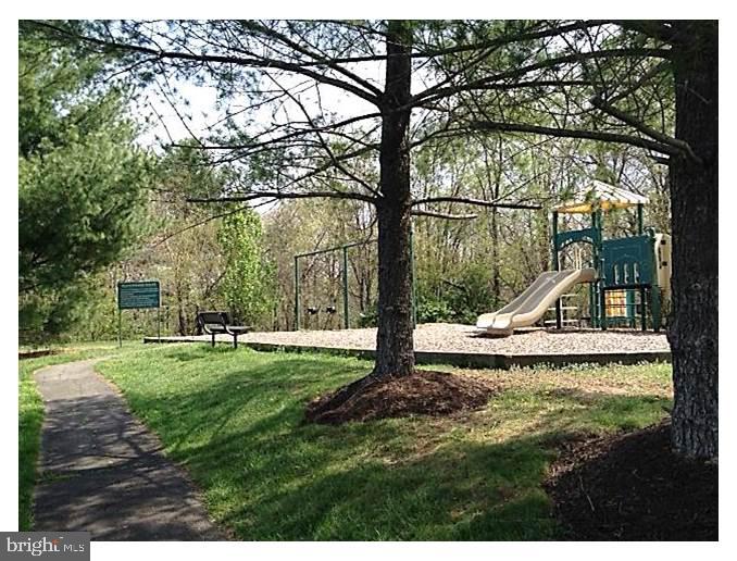 3907 Valley Ridge Drive Fairfax, VA 22033 - Photo 54 of 57