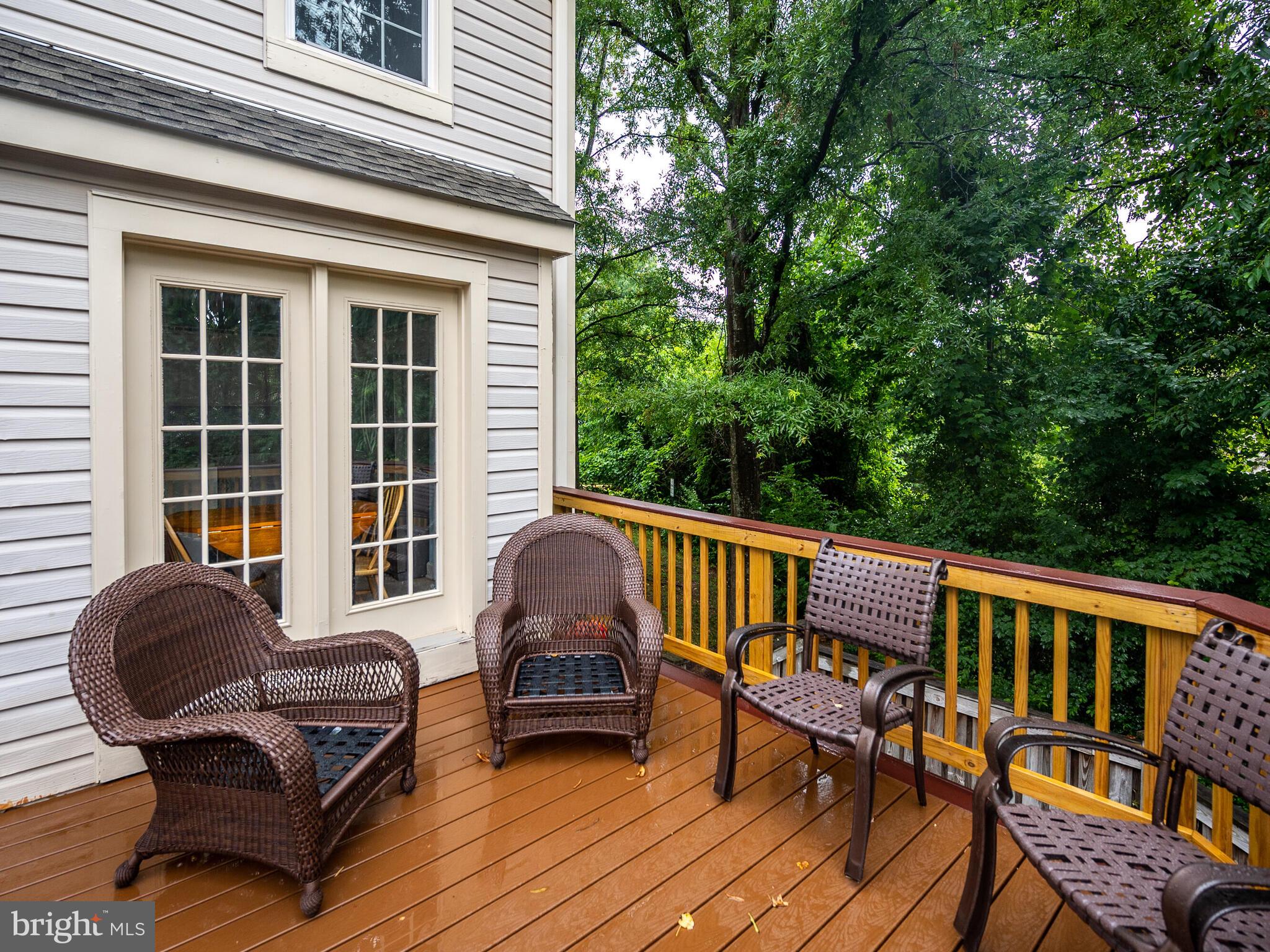 3907 Valley Ridge Drive Fairfax, VA 22033 - Photo 8 of 57