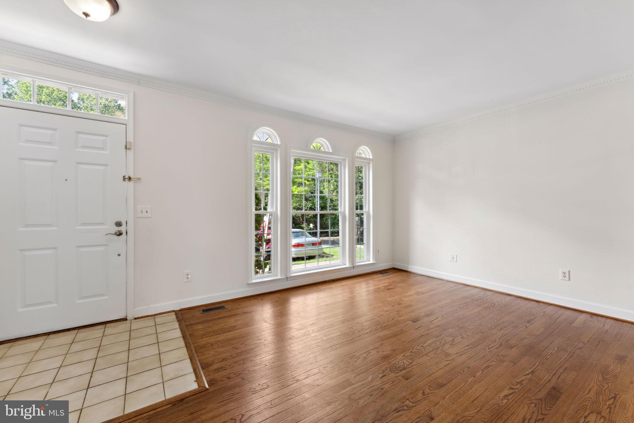 3907 Valley Ridge Drive Fairfax, VA 22033 - Photo 9 of 57