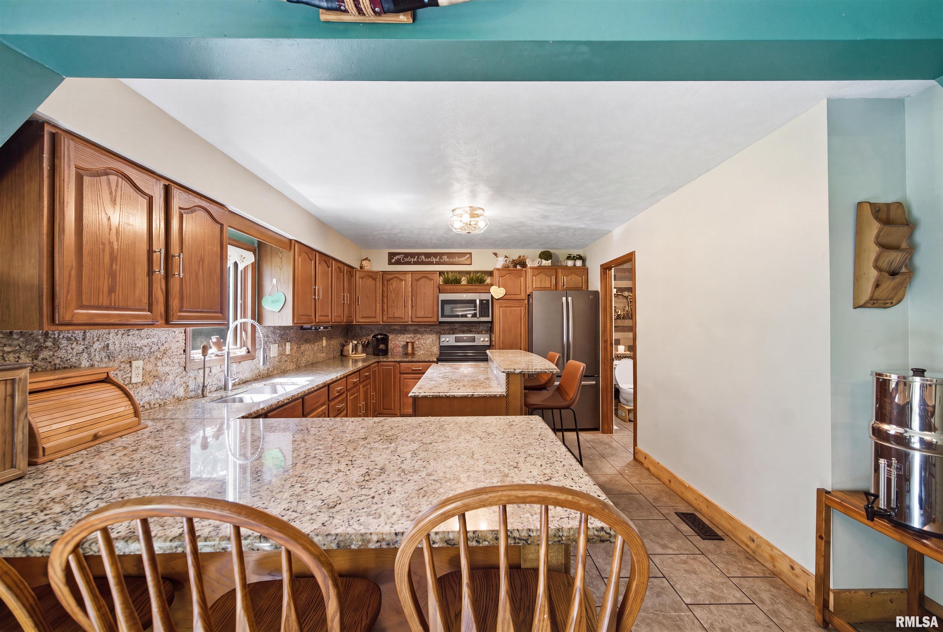 842 Thenius Road Sparland, IL 61565 - Photo 11 of 59 Gallery Image 11