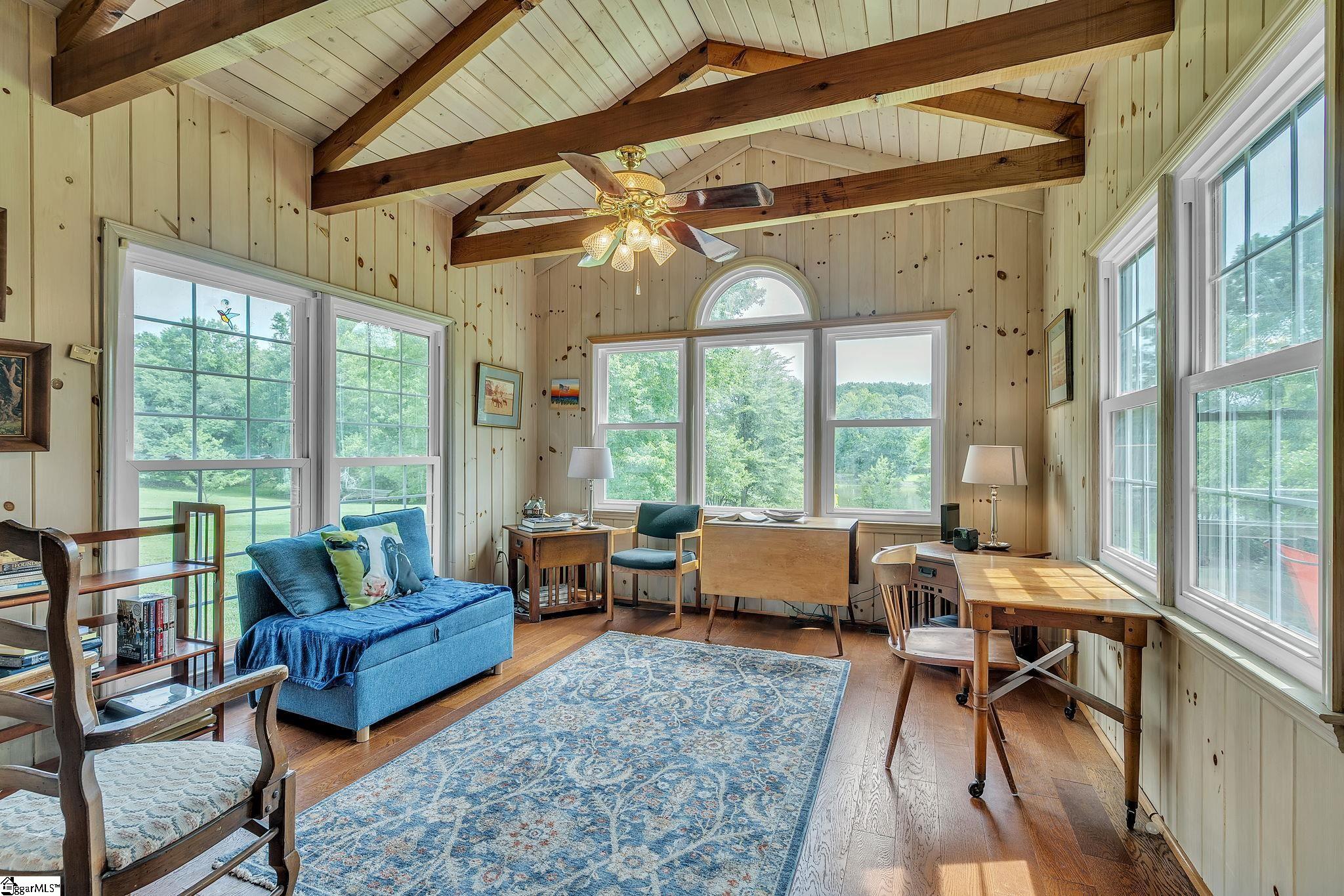 412 Smith Road Landrum, SC 29356 - Photo 8 of 37