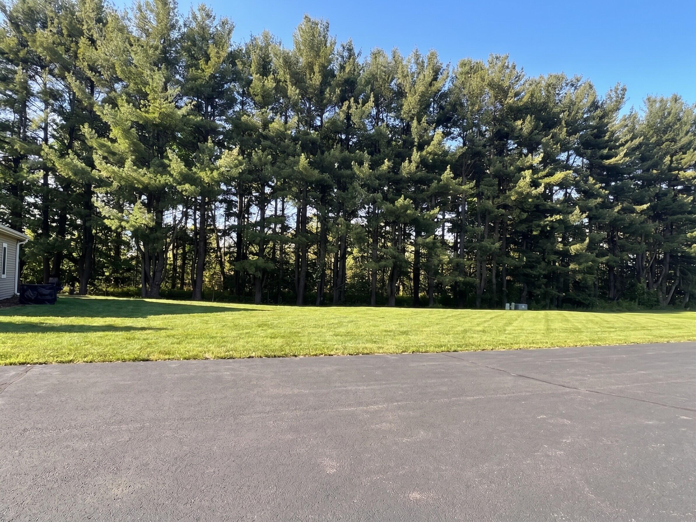 403 Trail Of Pnes Lane, Unit 405 Rochester, WI 53105 - Photo 16 of 21 1 (10)