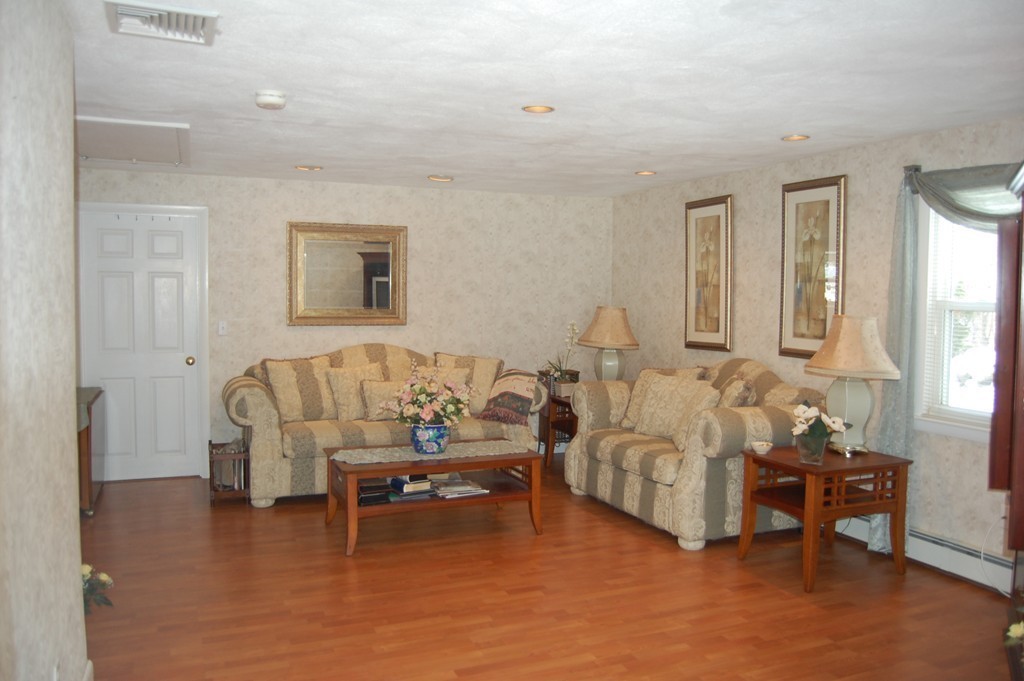 6 Symphony Road Peabody, MA 01960 - Photo 14 of 24 Gallery Image 14