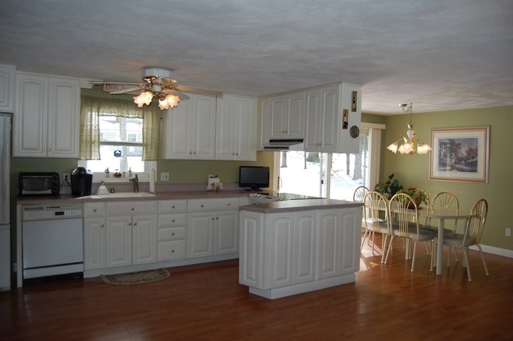 6 Symphony Road Peabody, MA 01960 - Photo 9 of 24 Gallery Image 9