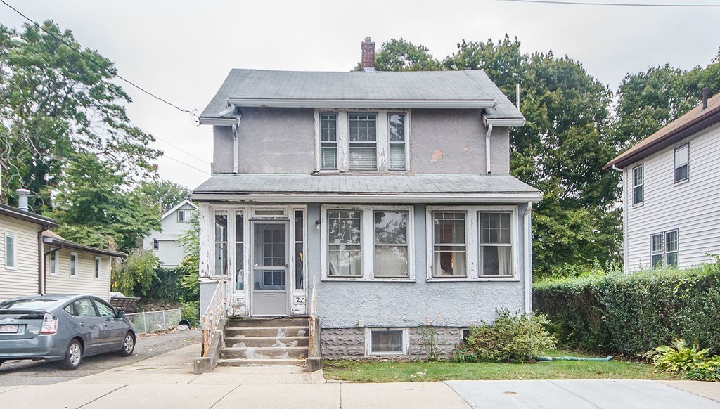 27 Princeton Road Malden, MA 02148 - Photo 1 of 14 Gallery Image 1