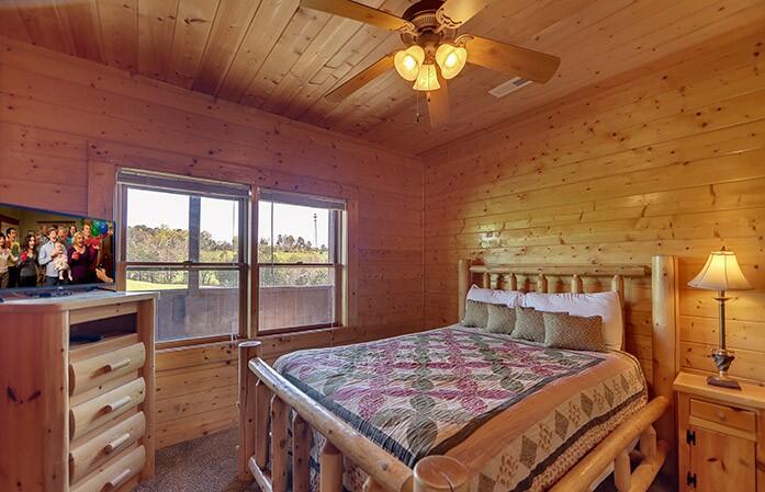 1520 Rainbow Ridge Way Sevierville, TN 37862 - Photo 19 of 31 bedroom3