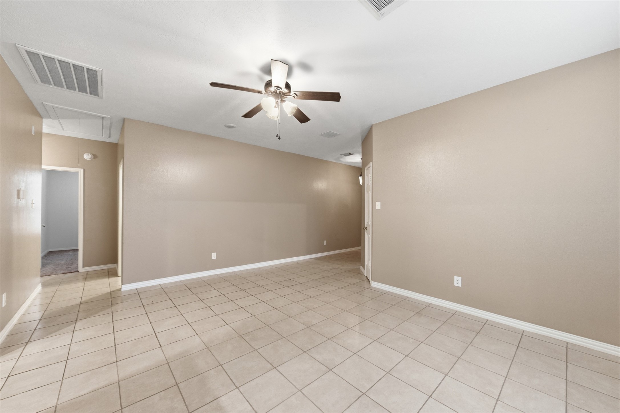 19710 Yaupon Ranch Drive Cypress, TX 77433 - Photo 8 of 34 a view of an empty room