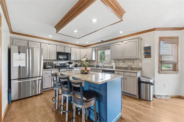 $449,900 | 1007 Braemar Drive, Jeannette, PA 15644