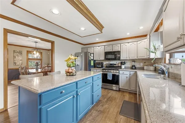 $449,900 | 1007 Braemar Drive, Jeannette, PA 15644