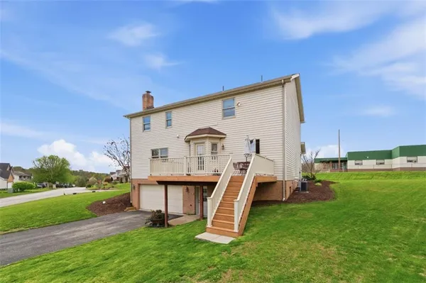 $449,900 | 1007 Braemar Drive, Jeannette, PA 15644