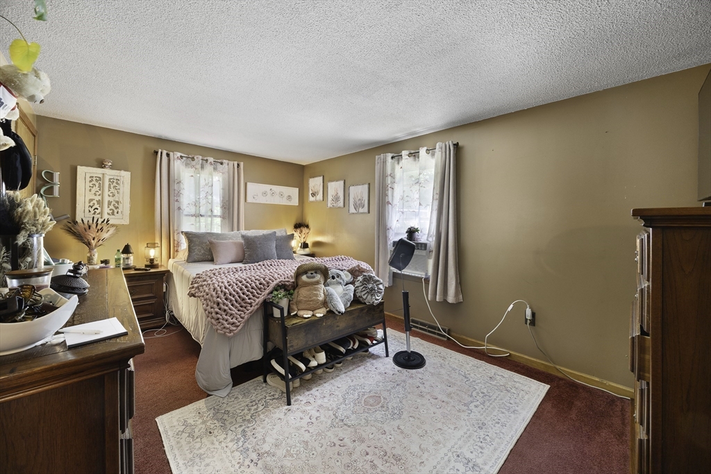 284 Buck Pond Road Westfield, MA 01085 - Photo 15 of 36