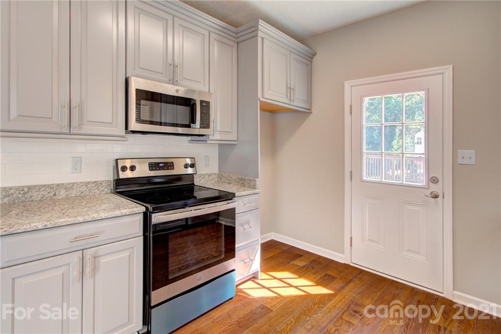 8728 Sam Dee Road Charlotte, NC 28215 - Photo 14 of 30 Gallery Image 14