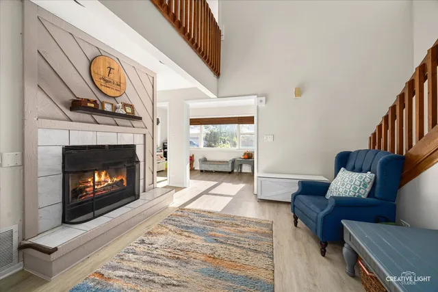 $410,000 | 1305 Morningstar Court, Naperville, IL 60564