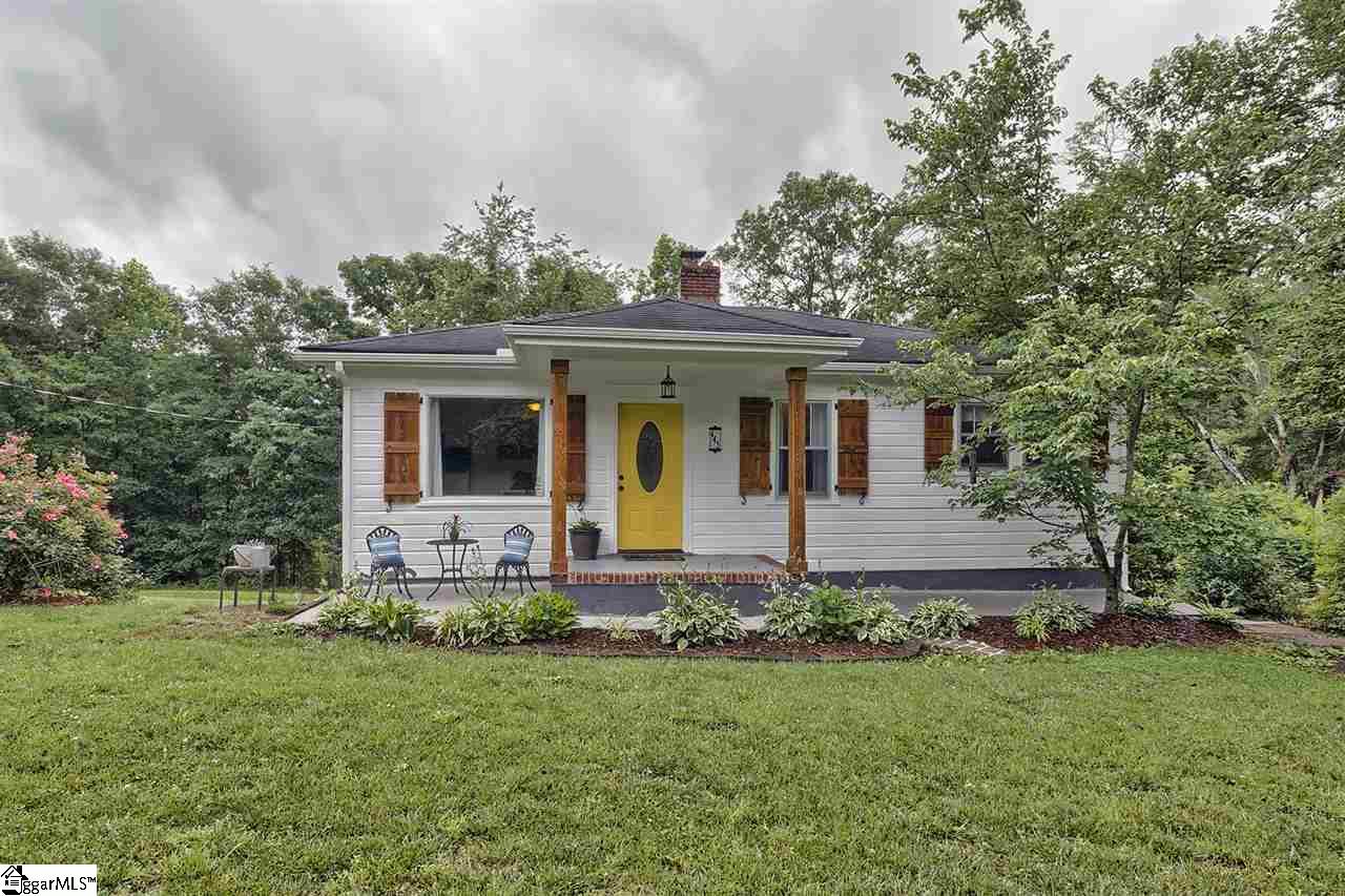 445 Dallas Road Greenville, SC 29607 - Photo 1 of 22 Gallery Image 1
