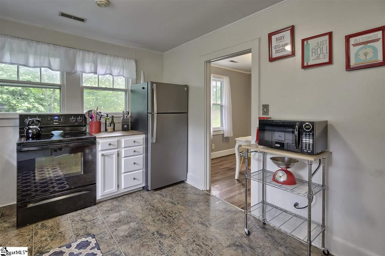 445 Dallas Road Greenville, SC 29607 - Photo 9 of 22 Gallery Image 9