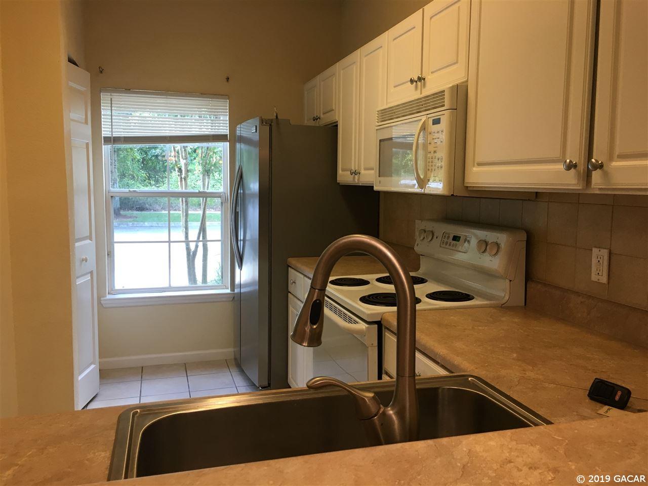 5065 Northwest 45th Road, Unit 106 Gainesville, FL 32606 - Photo 4 of 17