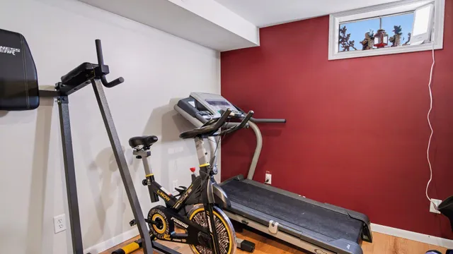 $430,000 | 12718 112th Avenue, Grand Haven, MI 49417