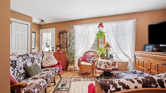 $430,000 | 12718 112th Avenue, Grand Haven, MI 49417