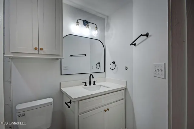 $359,000 | 1782 Hillview Drive, Jackson, MS 39211