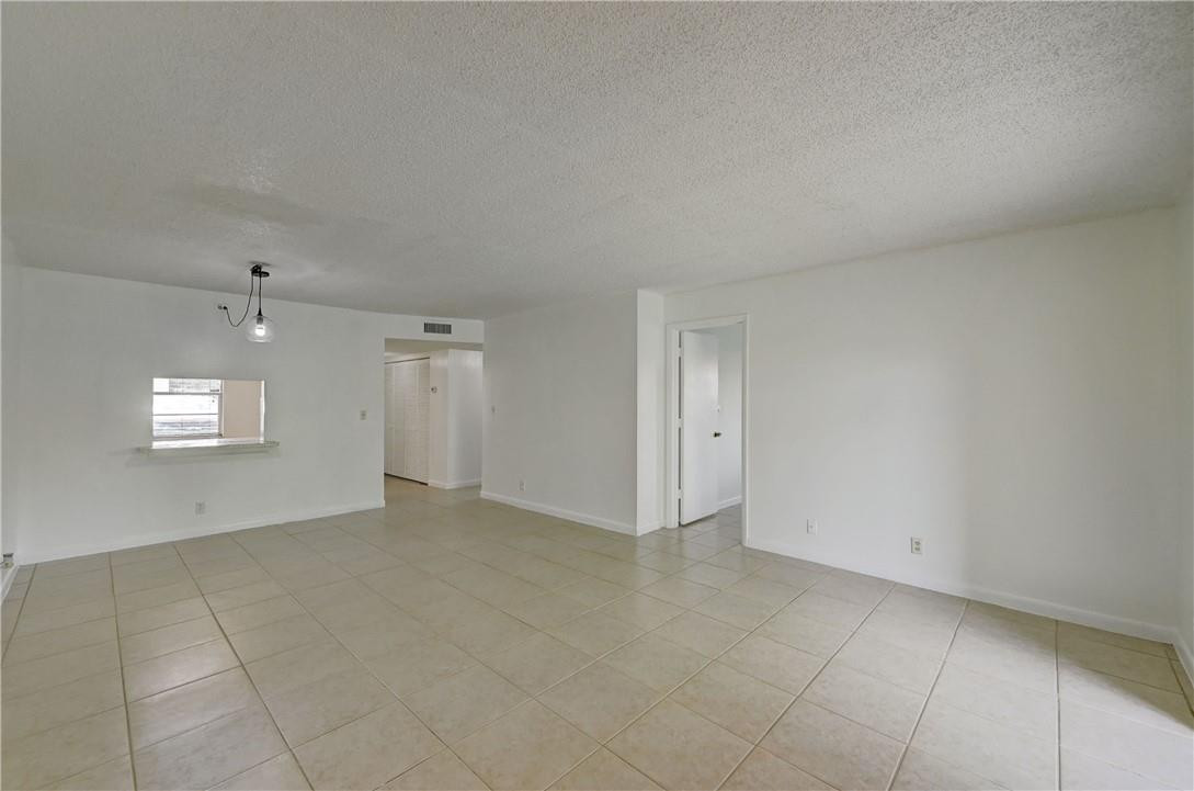 9210 Southwest 3rd Street, Unit 201 Boca Raton, FL 33428 - Photo 9 of 20 Photo 9