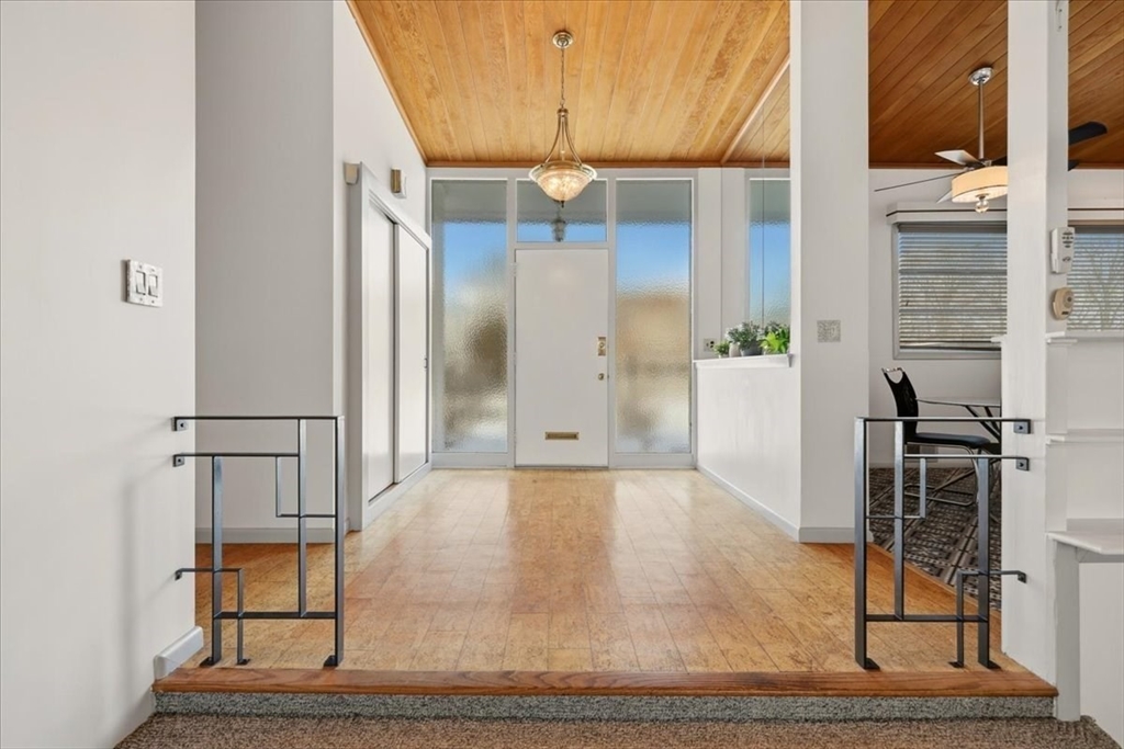 27 Kane Street Fall River, MA 02720 - Photo 23 of 42