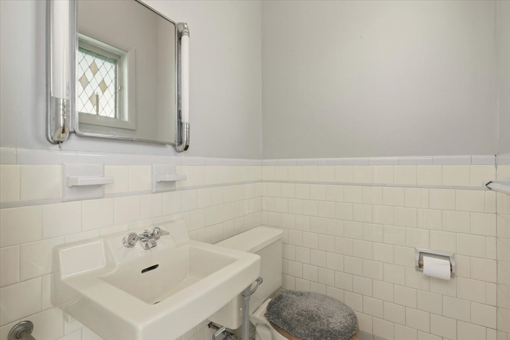 27 Kane Street Fall River, MA 02720 - Photo 28 of 42