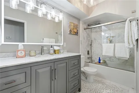 $1,999,900 | 4963 Haskell Avenue, Encino, CA 91436