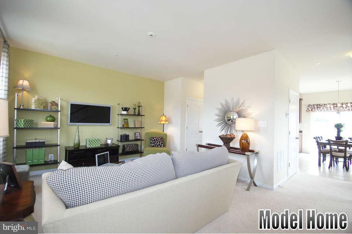 160 Joppa Farm Road Joppa, MD 21085 - Photo 2 of 30 Living Room