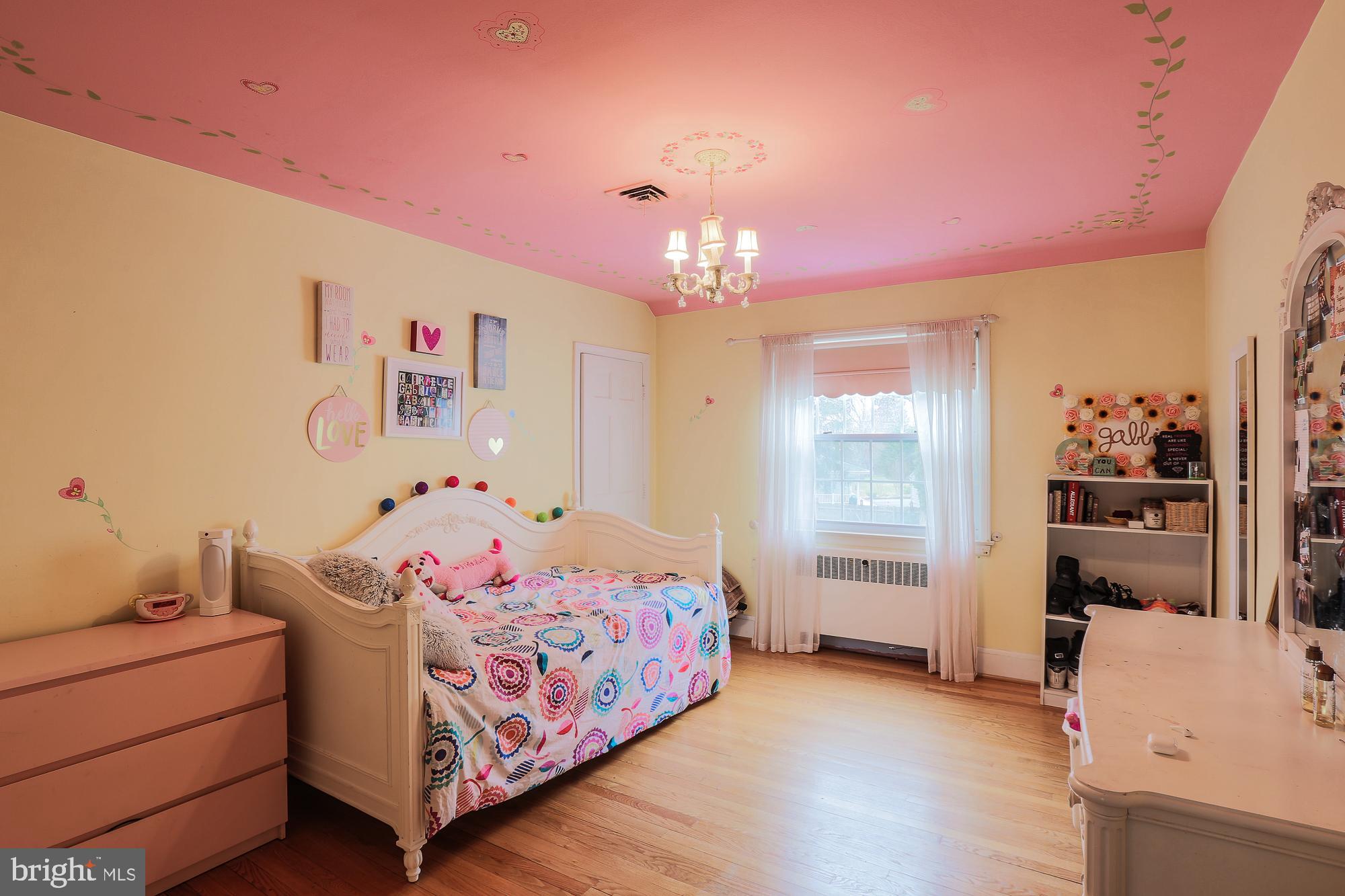 6709 Westbrook Road Baltimore, MD 21215 - Photo 20 of 24 Bedroom
