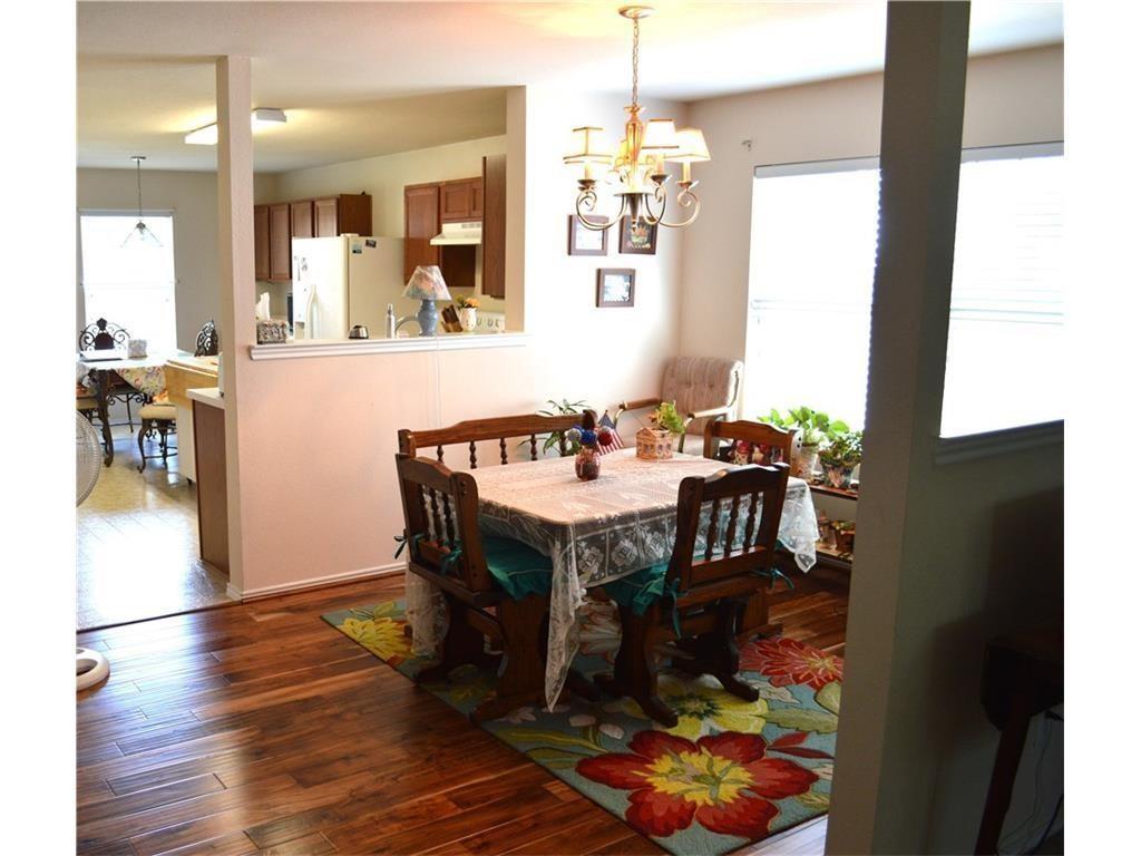 2812 Paddock Way Denton, TX 76210 - Photo 2 of 9